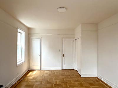Sunny Pre-War One-Bed ($1300/month) Main Photo