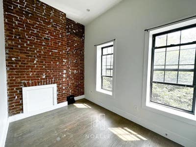 Room in Crown Heights! Main Photo