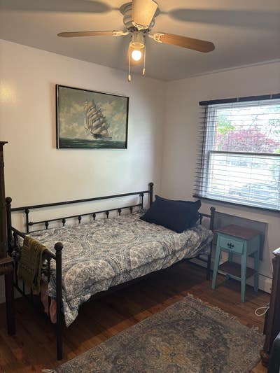Apt in Whitestone  Main Photo