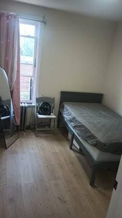 Clean Furnished Room for Rent Utilities included Main Photo