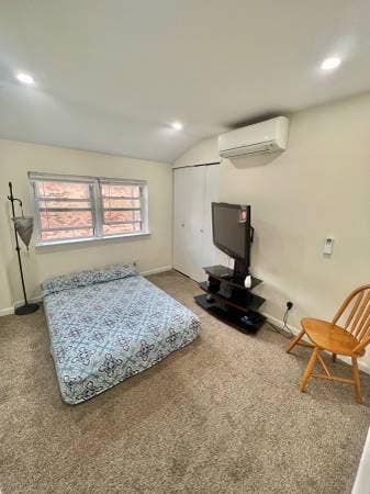 Furnished Room,Private Bathroom Main Photo