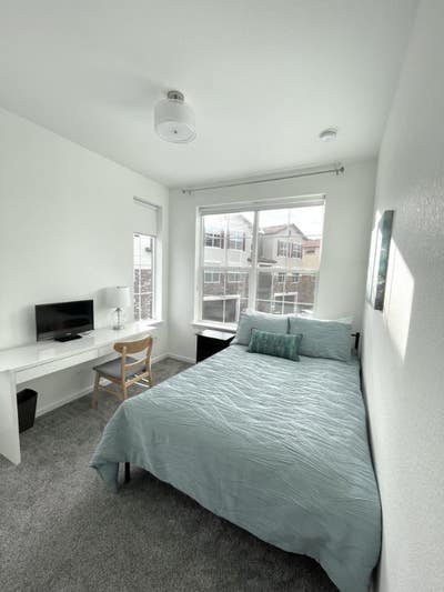 Room for rent Main Photo