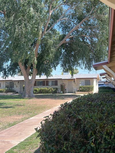 Age 55+ Great Location and Cute Unit! Main Photo