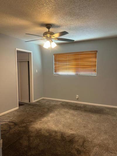  Single room with shared bath Main Photo