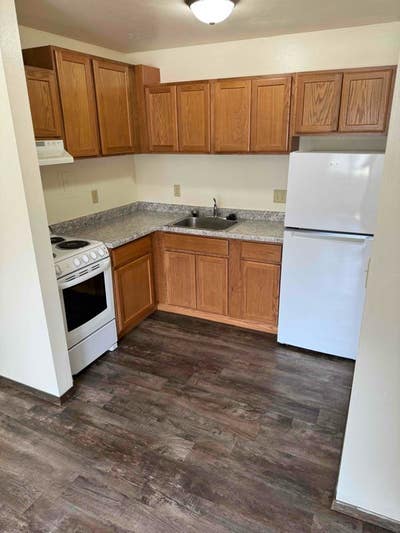 Heart of Downtown 1 Bedroom  Main Photo