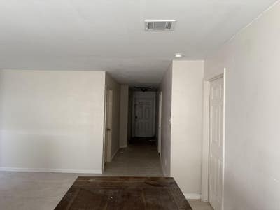 Richmond House with Dining area. Comfy & newlyreno Main Photo