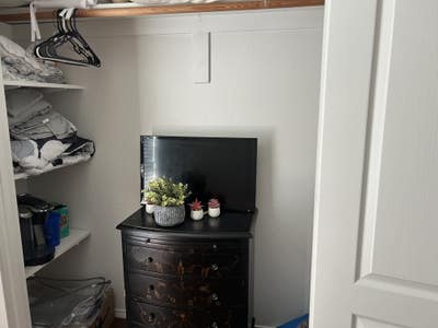 1 bedroom and bathroom for $1000 a month Main Photo