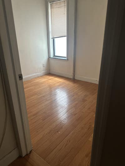 Room available Washington heights  Main Photo