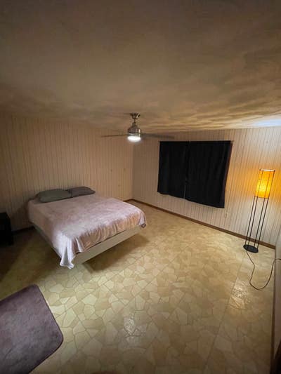 Big bedroom with private bathroom and walk-in clo  Main Photo