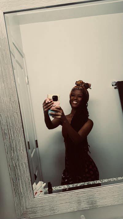 25 year old Female seeks a small or large room Main Photo