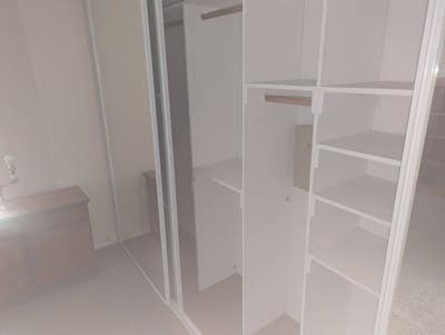 Master bedroom with private bath 5 min to fwys Main Photo
