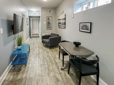 Newlyrenovated & modern Atlanta House with Backyar Main Photo