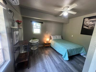 Cozy Dallas Studios | Renovated, Quiet, and WellEq Main Photo