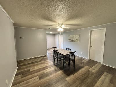 Highquality, Newlyrenovated Orange Park House with Main Photo