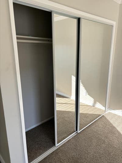Room for rent !  Main Photo