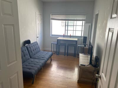 Shared room, manÂ preferred Main Photo