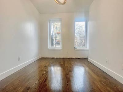  306 Linden St. - Bushwick - 2 ROOMS LEFT! ðŸš¿âœ¨  Main Photo