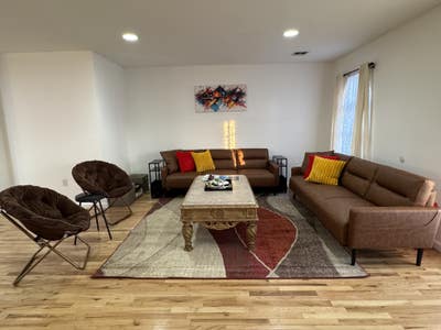 Spacious Rooms for Rent. Main Photo