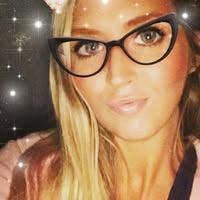 39 year old Female seeks a small or large room Main Photo