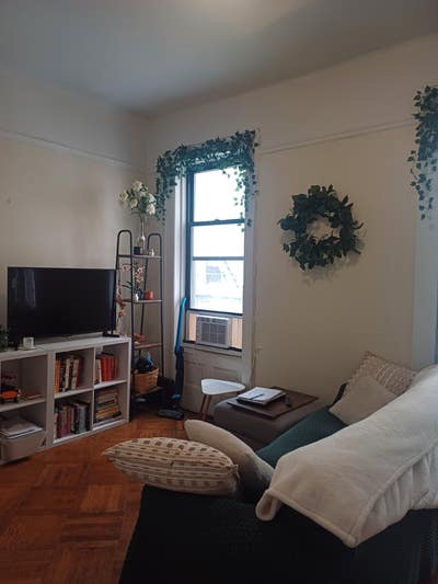 Room Near Central Park Looking for Aug 8 - Sep 8  Main Photo