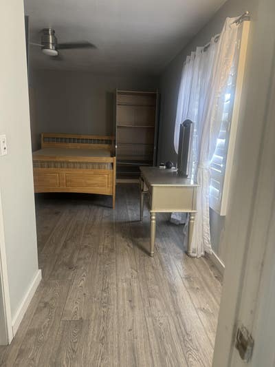 Room for rent private  Main Photo