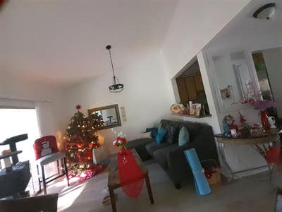Beautiful apt  looking for female roommate Main Photo