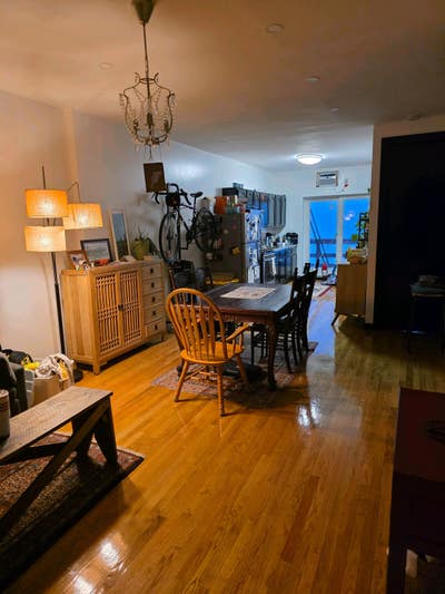 Spacious 3bed 2br Clint-Hill Main Photo