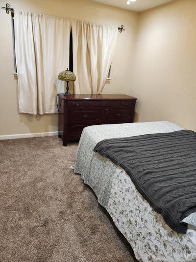 Steph room  Main Photo
