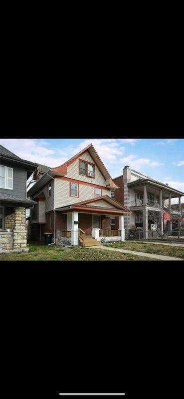 Room in Midtown KCMO: Large roomperfect for unive Main Photo