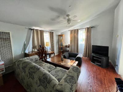 One room in a house in Sunnyvalecentral location Main Photo