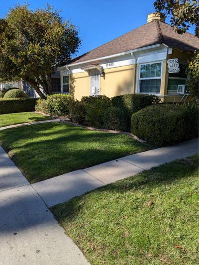 Charming 1 Bed 1 Bath Unit in Valley Village_$mo.  Main Photo
