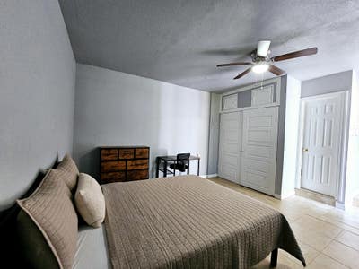 Orlando Additional Housing Unit (ADU) with Workspa Main Photo