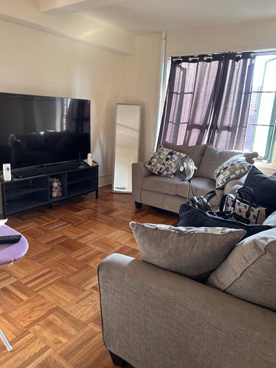 2 bedroom available for rent room/ full apartment Main Photo