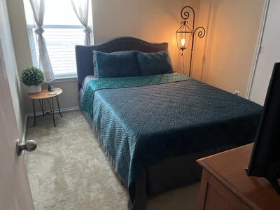 Private room for rent!  Main Photo