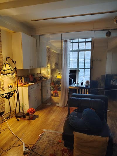 Huge king-size bedroom with attached bathroom  Main Photo
