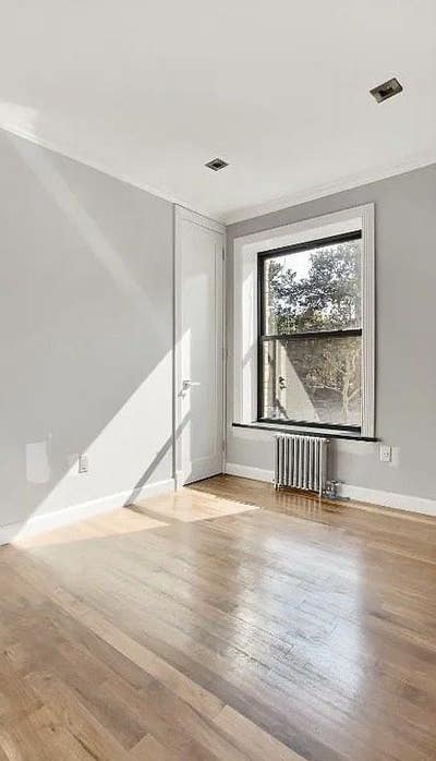 Newly renovated Room  Main Photo