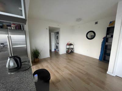 Room for Rent at Downtown Square Station Apartmen Main Photo