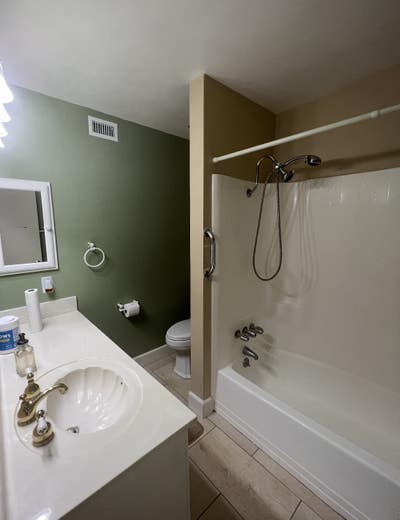 Nice, clean and quiet house Main Photo