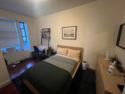 1 Bedroom Washington Heights.  Main Photo
