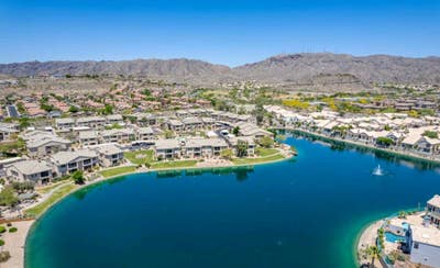 Room for rent in quiet and clean condo Main Photo