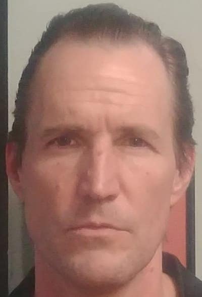 A ROOM WITH PRIVATE BATHROOM WANTED Main Photo