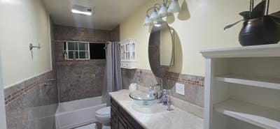 Two rooms available for rent Main Photo