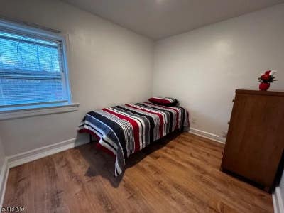Rooming House Near Downtown Manville Main Photo