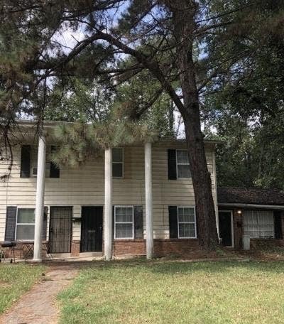  Freshly Renovated Atlanta Coâ€‘Living House | Frien Main Photo
