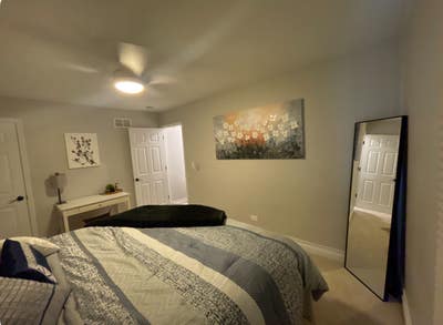 Private Room w/ Hall Bath - Utilities Included Main Photo