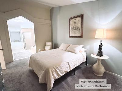 Private Master Bedroom with Ensuite Bathroom  Main Photo
