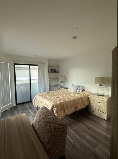 Private Room (Hollywood) Main Photo