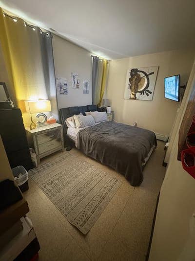 Room for rent(college students welcome) Main Photo