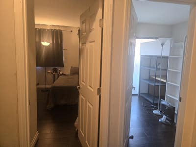 Two Rooms Available in townhouse Main Photo