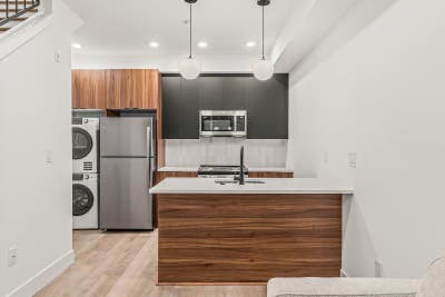 4710 Woodland Ave #A101 Main Photo